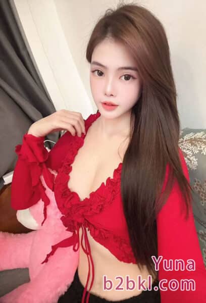 kl escort Yuna