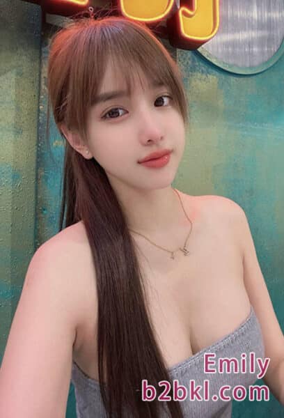 kl escort Emily 1 b2b kl